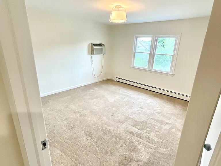 340 New York Ave #2 — Photo 14
