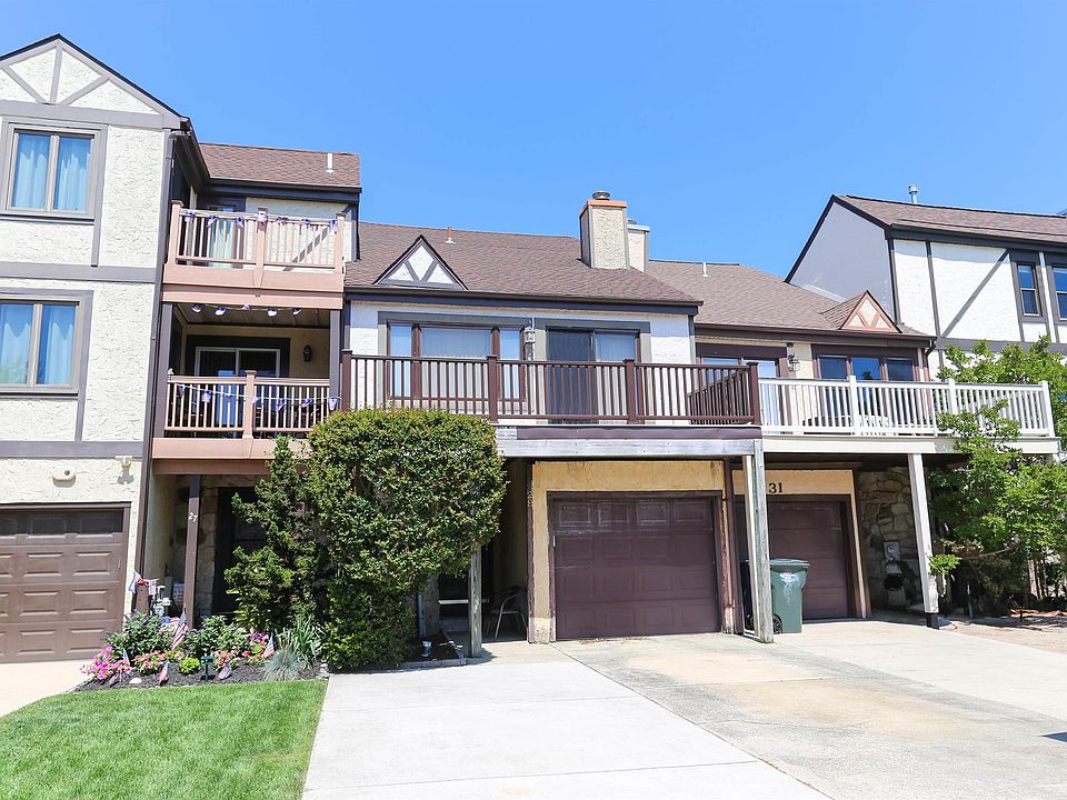 1st image of 29 Bramble Dr
