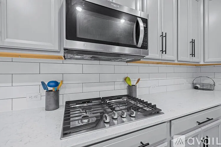 525 Compania Cv — Photo 10