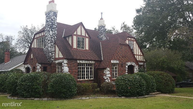 2nd image of 968 E Fairview Ave