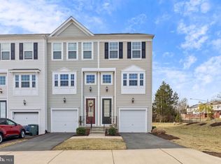 8330 Heritage Crossing Ct, Manassas, VA 20109