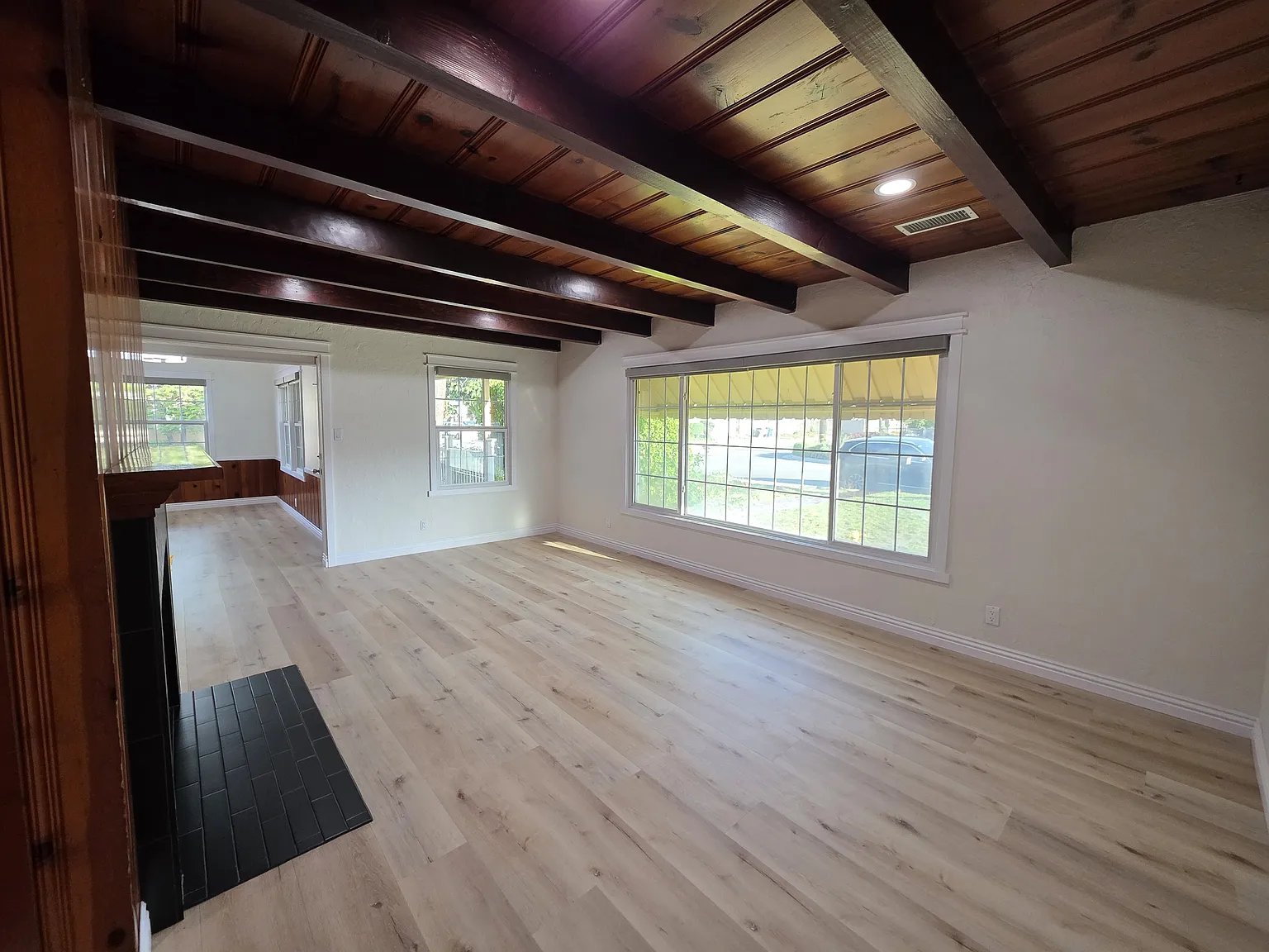 15063 Walbrook Dr — Photo 3