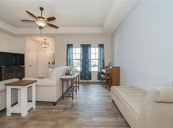 5th image of 103 Eddie Ct
