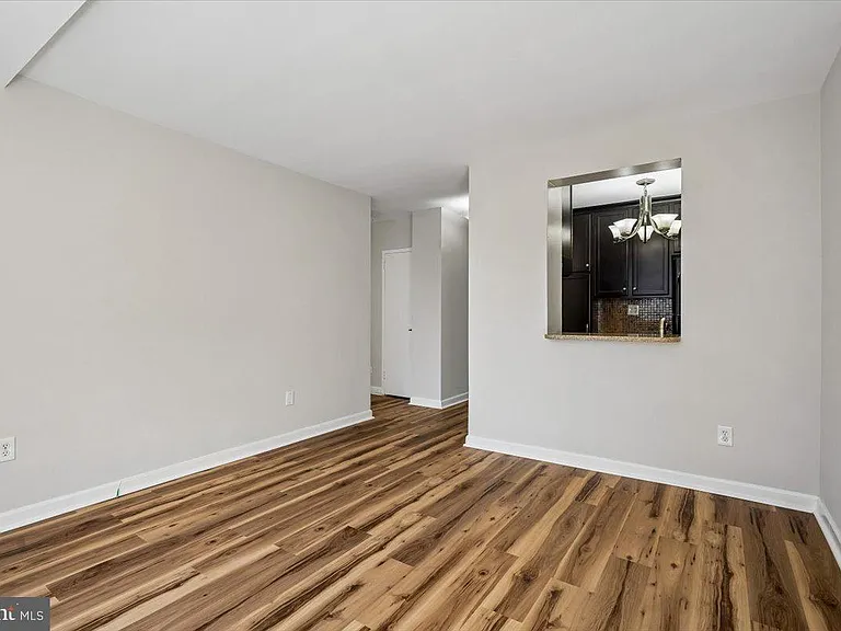 1121 Arlington Blvd #609 — Photo 9