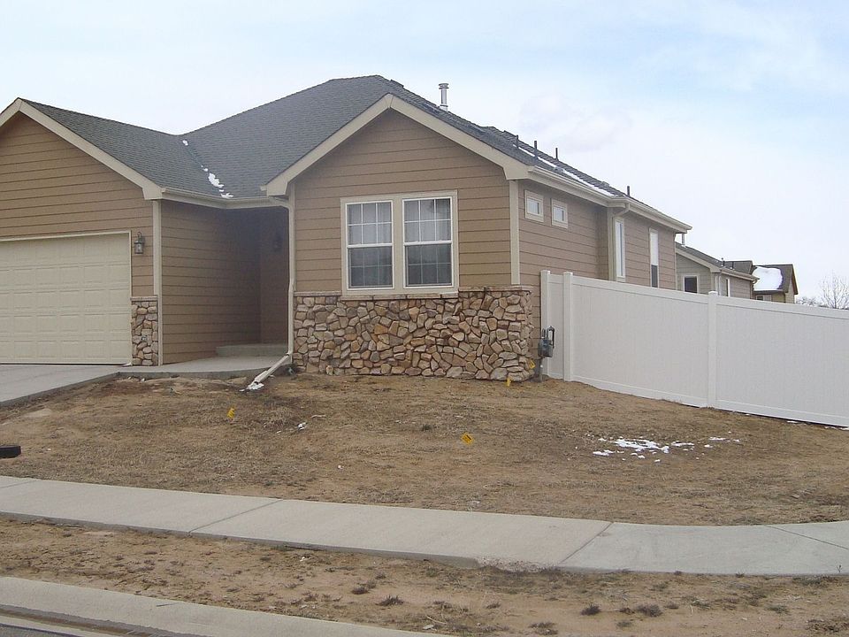 1st image of 3346 Merlot St