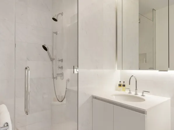 432 Park Avenue image 11 of 11