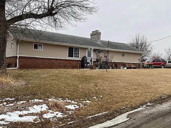 3013 Sherwood Ave, Blockton, IA 50836