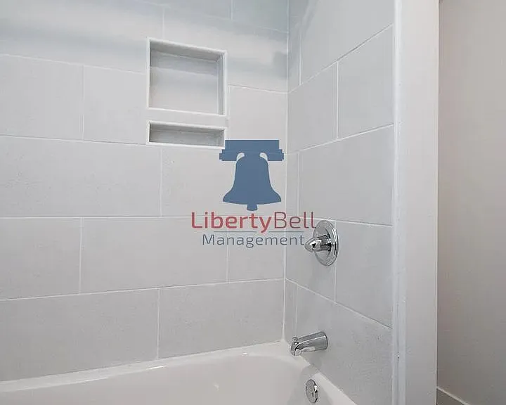 947 Belmont Ave — Photo 9