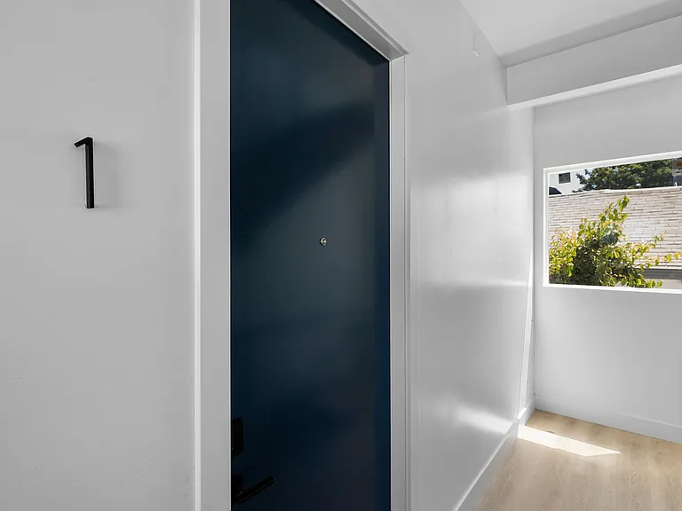 2838 E St #2 — Photo 2