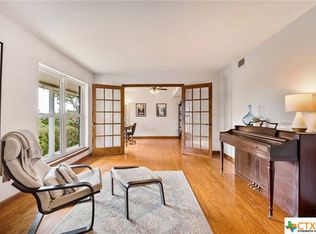 9008 Spring Lake Dr, Austin, TX 78750