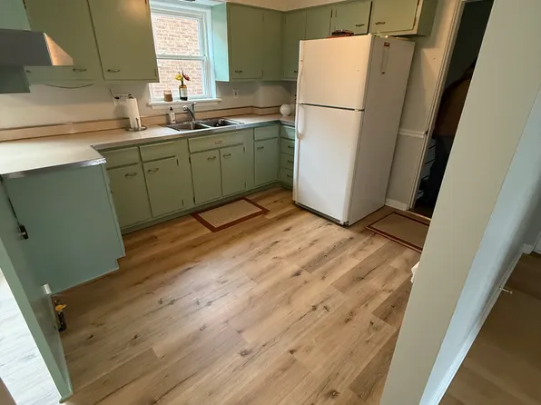 1603 Calumet Ave #2R, Whiting, IN 46394