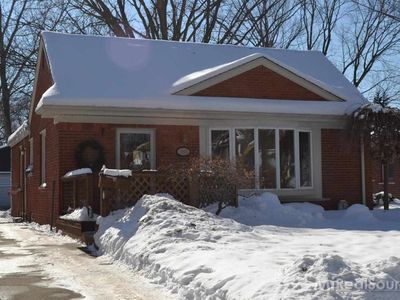 1910 E Lincoln St, Birmingham, MI, 48009