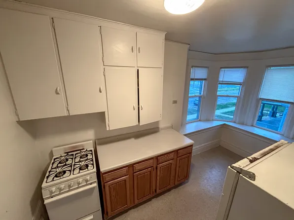 1310 3rd Ave SE Unit 3, Cedar Rapids, IA 52403