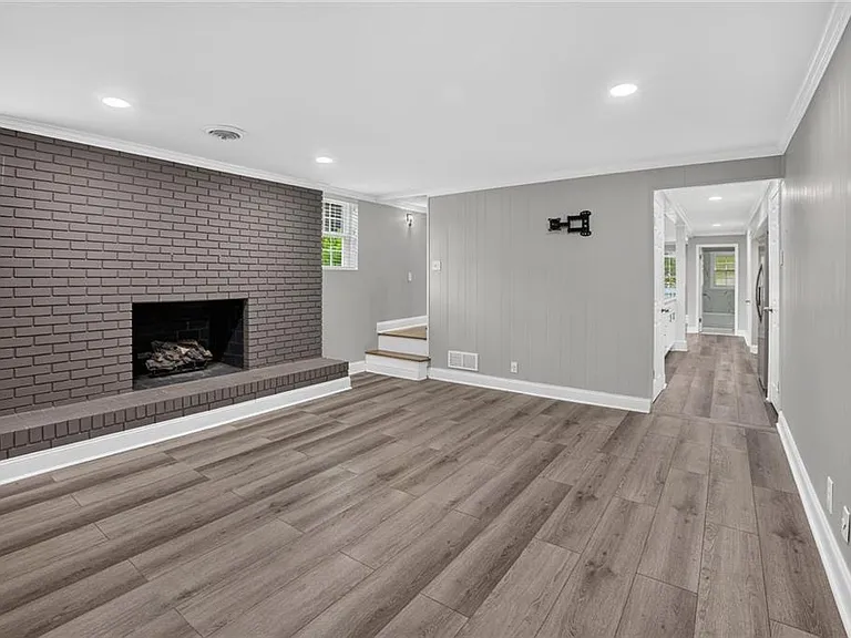 2982 Northbrook Dr — Photo 36