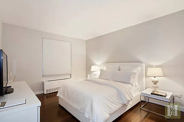 Rented by Halstead Real Estate | media 10