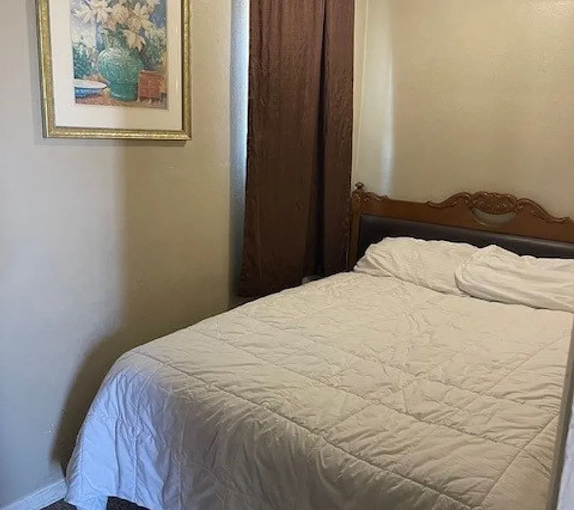 Lariat Motel