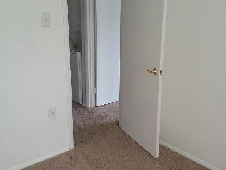 114 Mountain Rd #2A — Photo 2