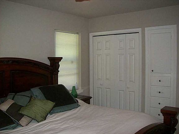 4th image of 9469 Wardlow Dr