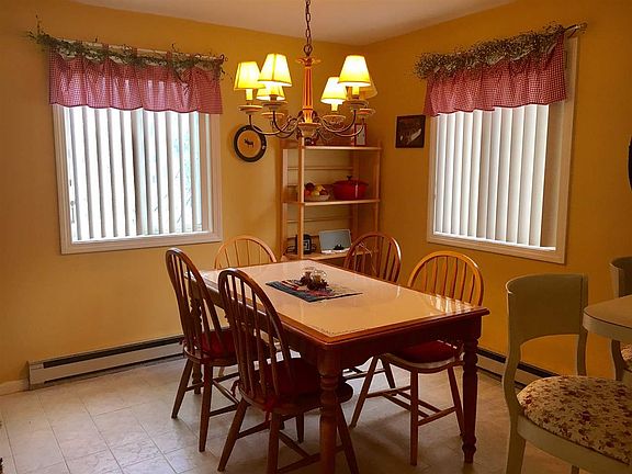 5th image of 18 Madison Drive #69