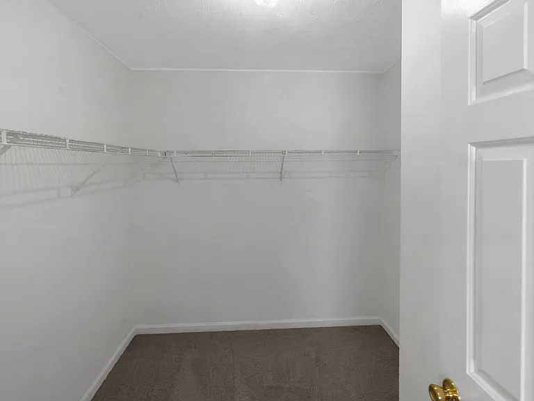 240 Dairyland Dr — Photo 23