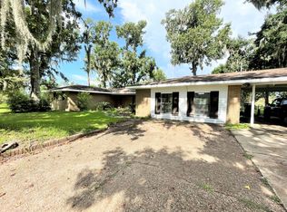 1045 Sharp St, Bridge City, TX 77611