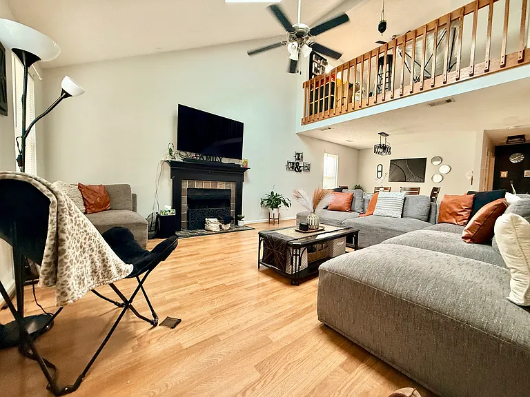 3117 Damascus Trl — Photo 15