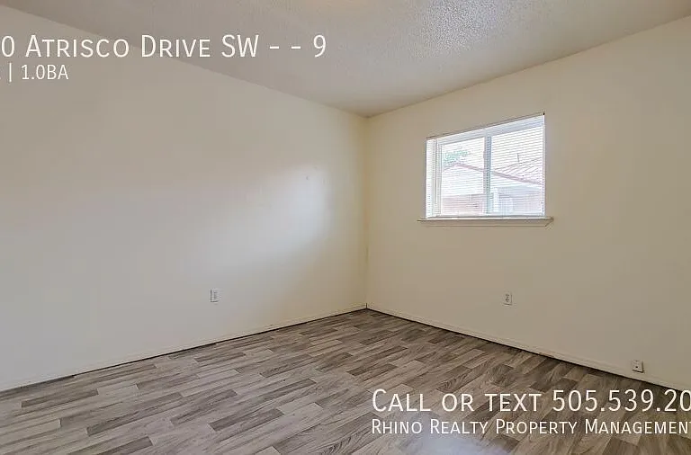 370 Atrisco Dr SW #9 — Photo 5