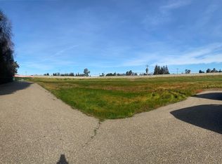 3376 E Spiess Rd, Acampo, CA 95220