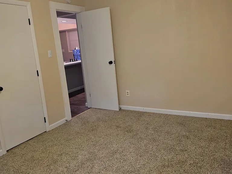 Bedroom #2 (view 2)