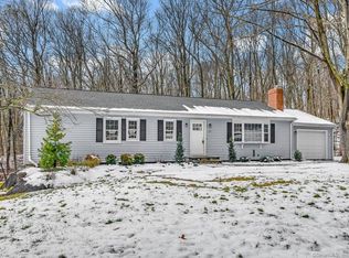 124 Hurd Rd, Trumbull, CT 06611