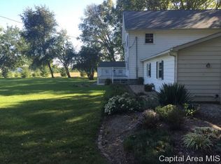 6273 Wesley Chapel Rd, Chatham, IL 62629