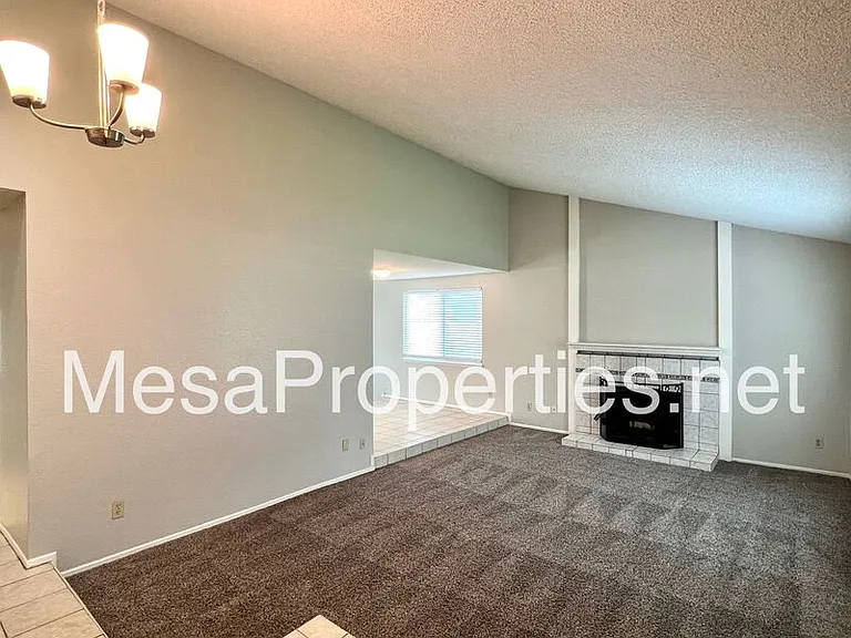12392 Whistler St — Photo 5