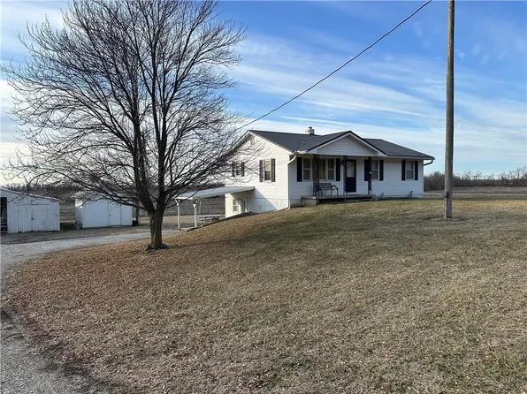 49465 Dd Hwy, Norborne, MO 64668