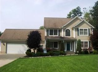 235 Mountainside Dr, Painesville, OH 44077