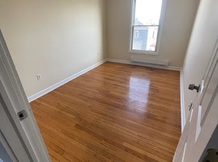 16 Center St APT 7, Wallingford, CT 06492