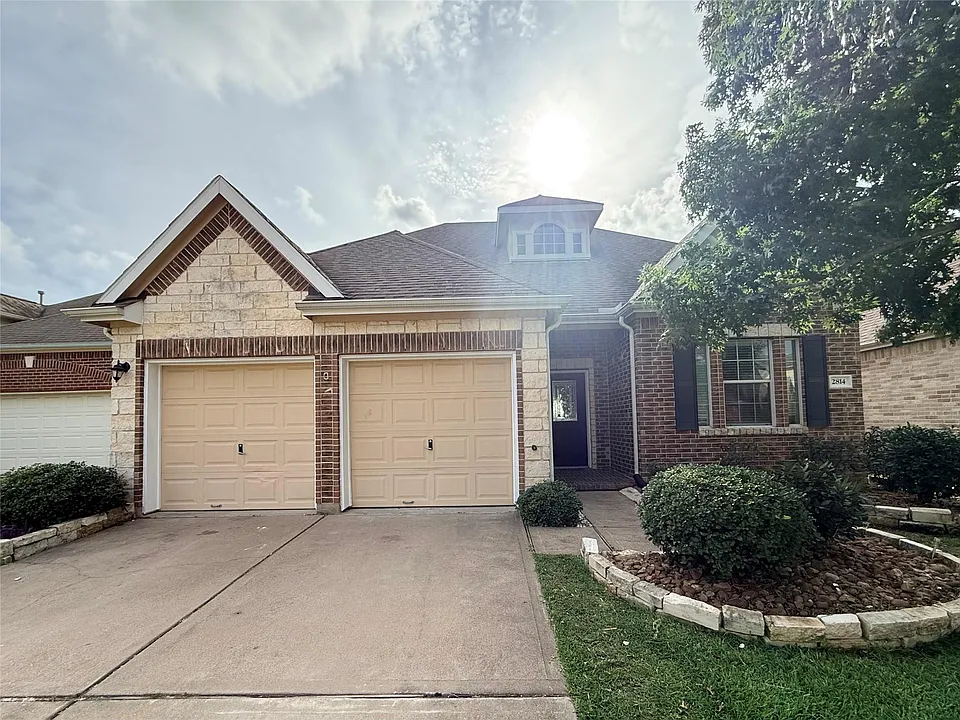 2814 Ridgeglen Ln