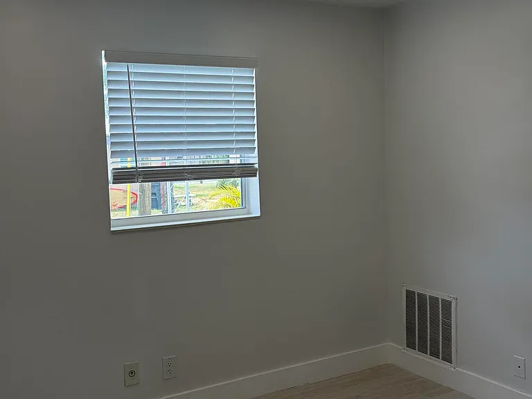 2812 Duke Ln — Photo 19