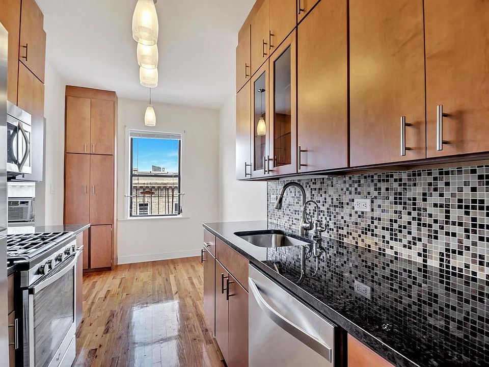 1st image of 8206 34th Ave APT 6C