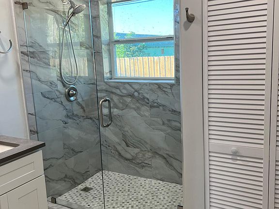 3rd image of 360 W Blue Heron Blvd #3