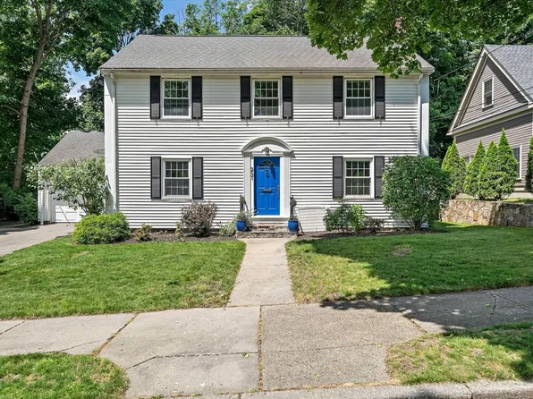 23 Regina Rd, Newton, MA 02466