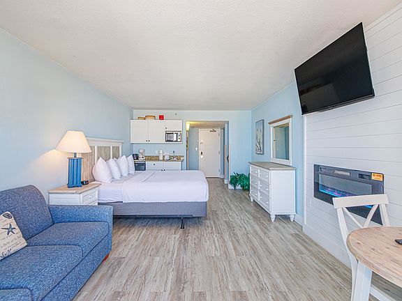 4th image of 1501 S Ocean Blvd. #1423