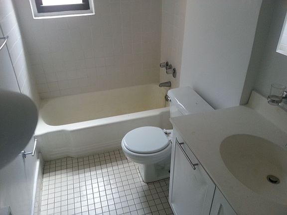 4th image of 236 E 36th St APT 5J