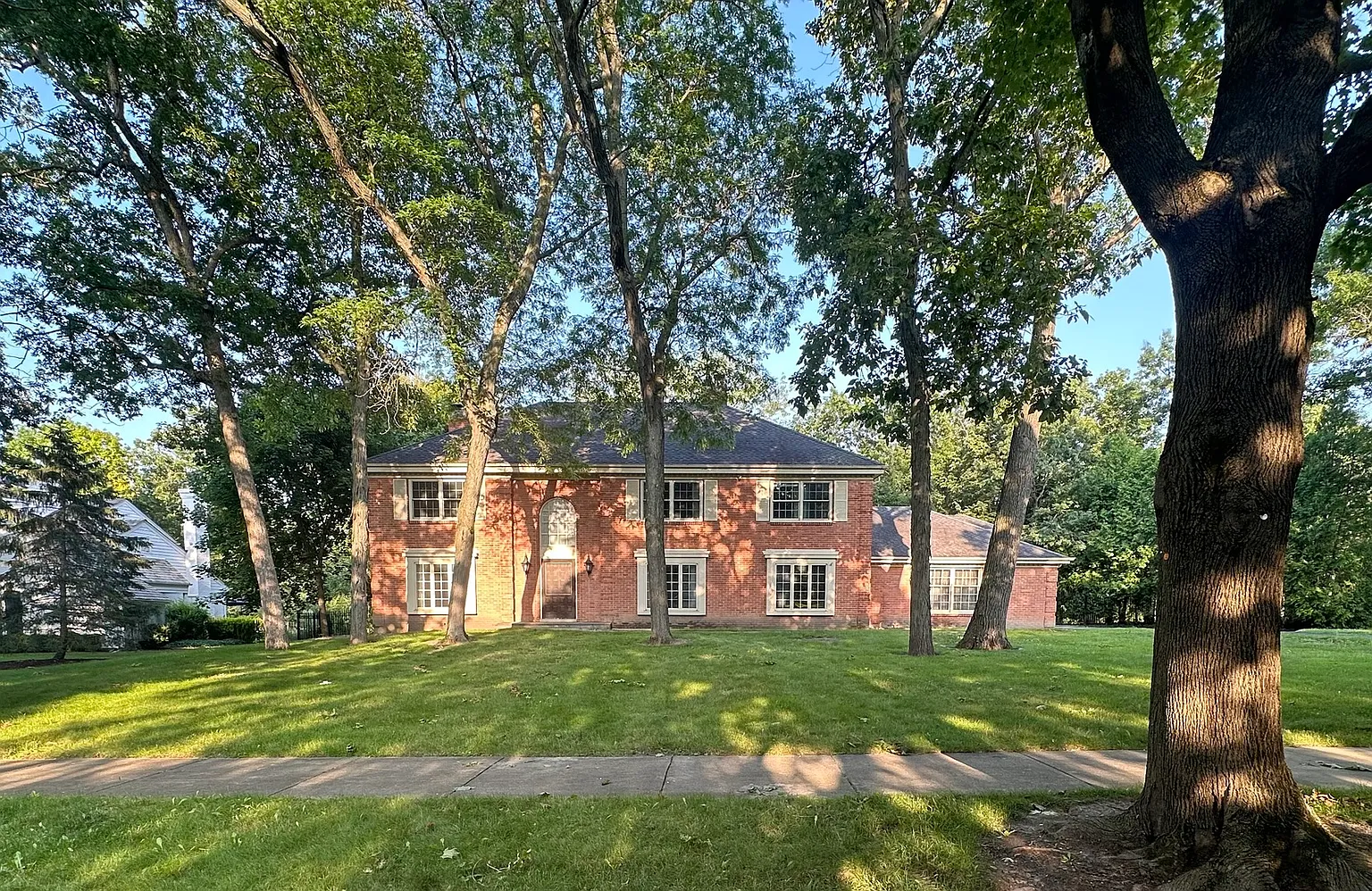 497 Douglas Dr photo 1