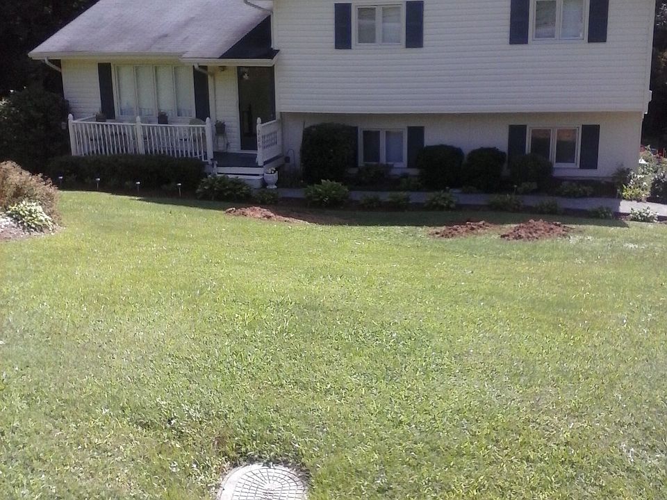 1st image of 226 Aviation Dr