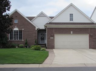 6882 Kingsland, Utica, MI