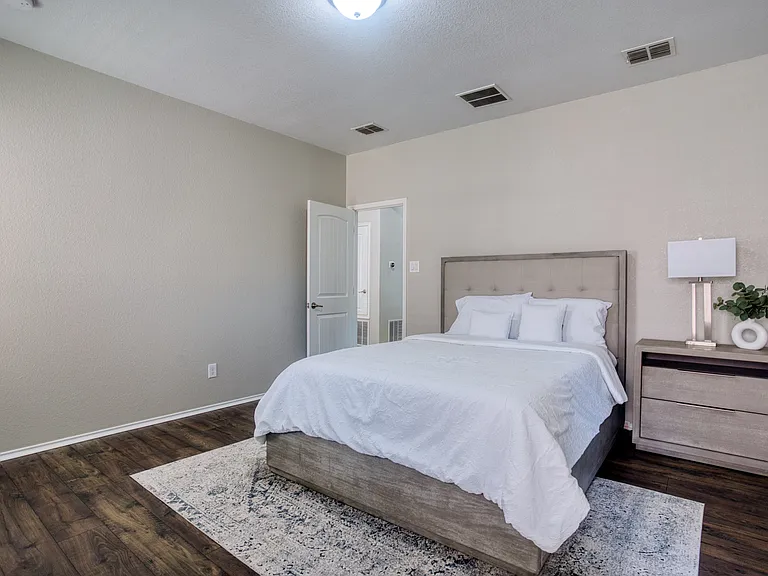 11720 Champion Creek Dr — Photo 14
