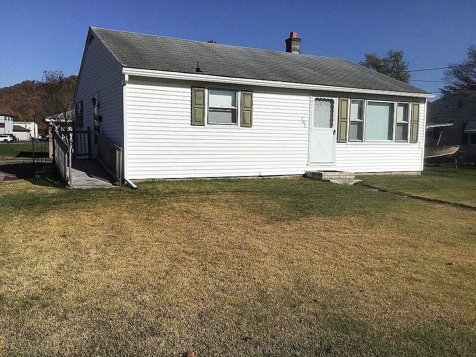 1st image of 705 Pine St