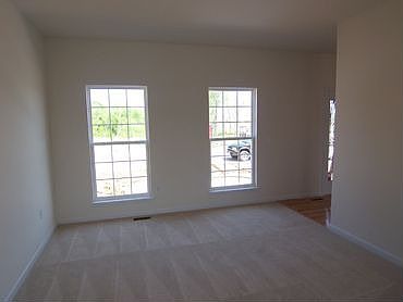 5th image of 6712 Oxford Ln
