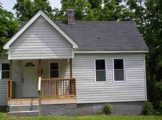 321 5th Ave SE, Hickory, NC 28602