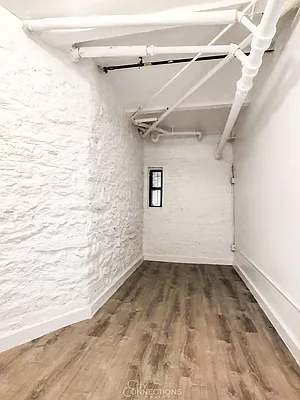 Rented by City Connections Realty | media 19